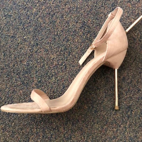 Fashionnova heals - Picture 4 of 4